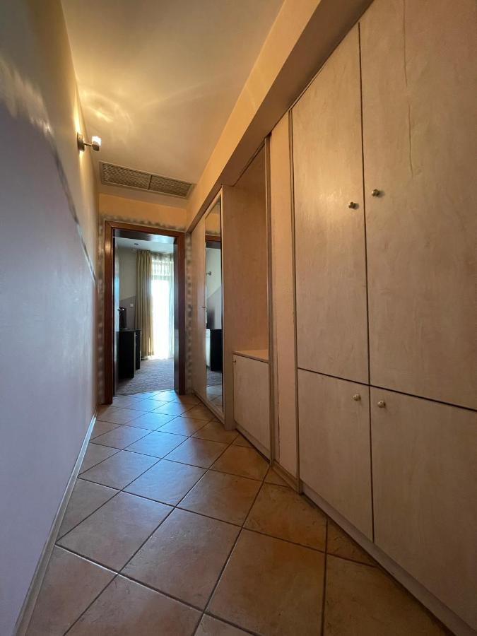 Hotel Victoria Dobriniste Kültér fotó
