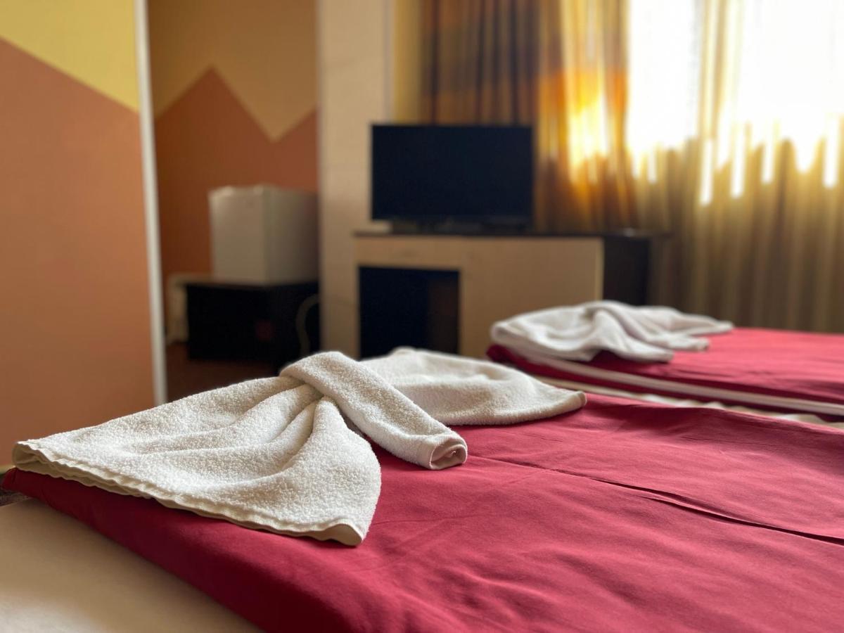 Hotel Victoria Dobriniste Kültér fotó