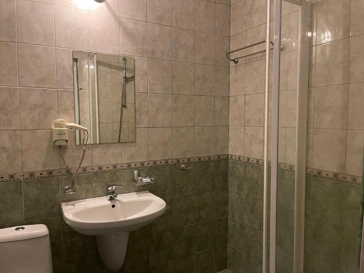 Hotel Victoria Dobriniste Kültér fotó