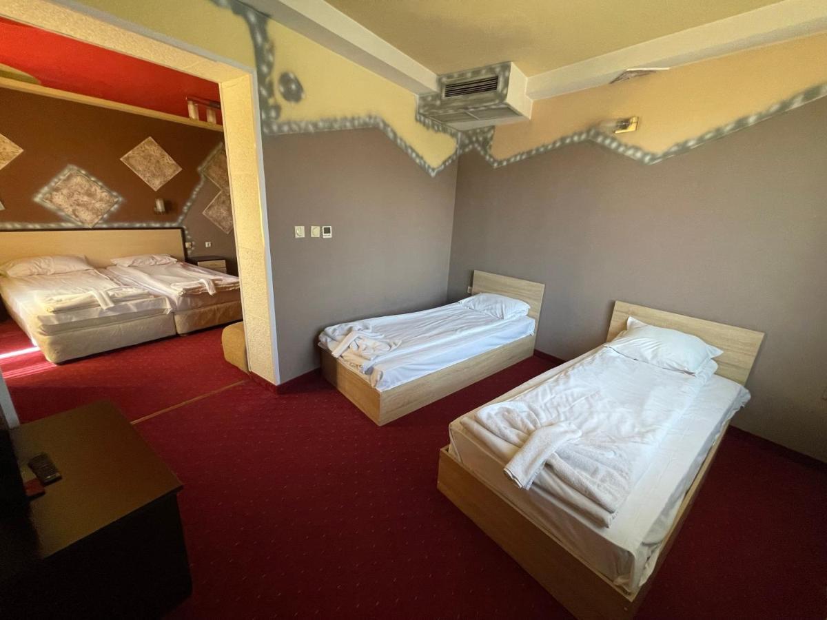 Hotel Victoria Dobriniste Kültér fotó