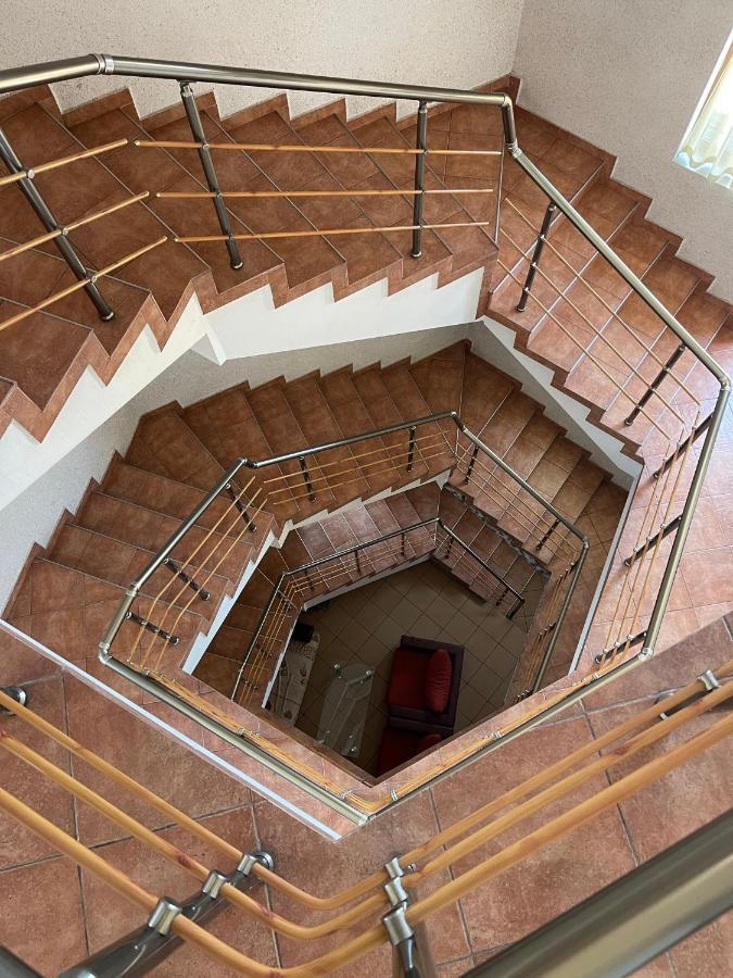 Hotel Victoria Dobriniste Kültér fotó