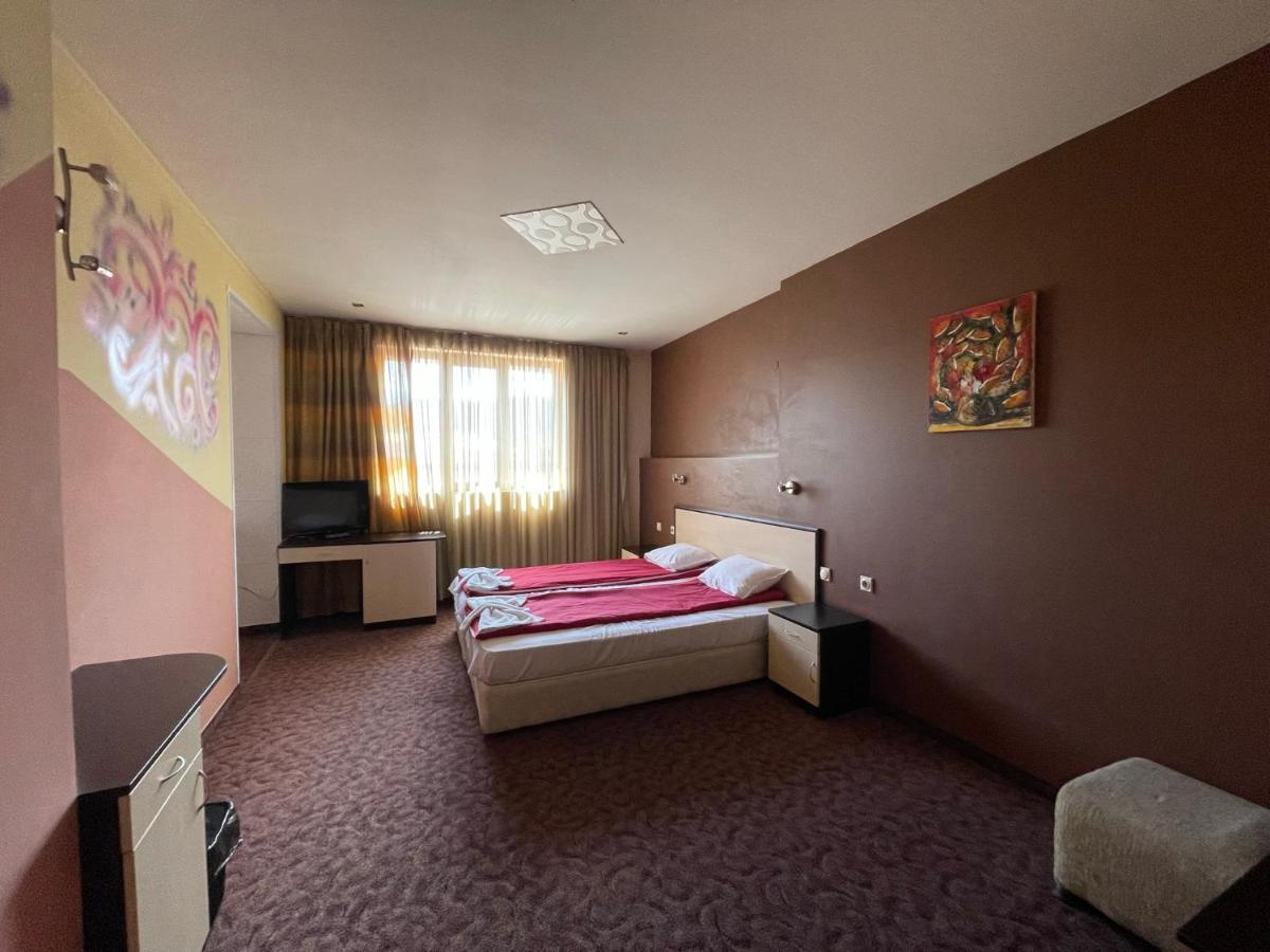 Hotel Victoria Dobriniste Kültér fotó