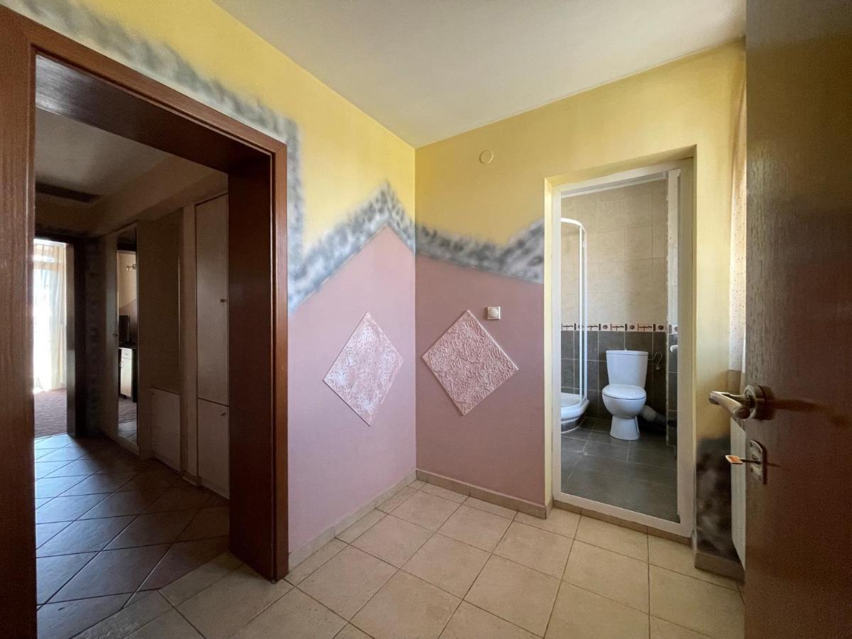 Hotel Victoria Dobriniste Kültér fotó